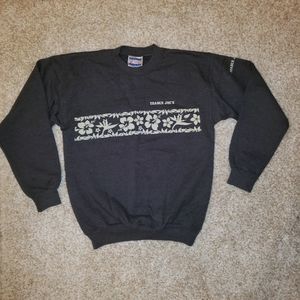 🌺Trader Joe's sweatshirt🌸